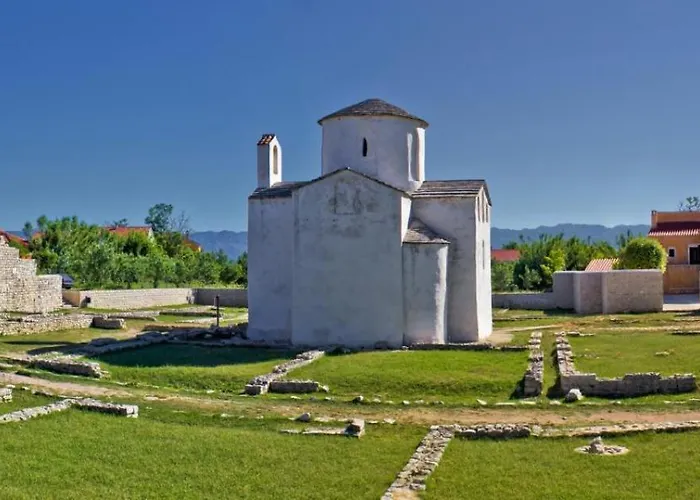 In With Terrace, Air Conditioning, Wi-fi * Nin